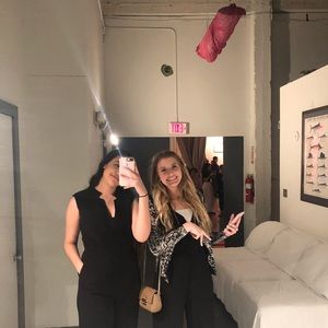 Meet your Posher, Lina